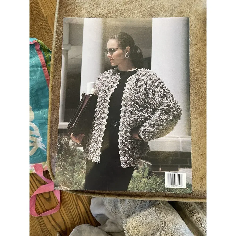 Leisure Arts Quilt N Clip Coat No Pattern Required New‎ Technique Leaflet 1403
